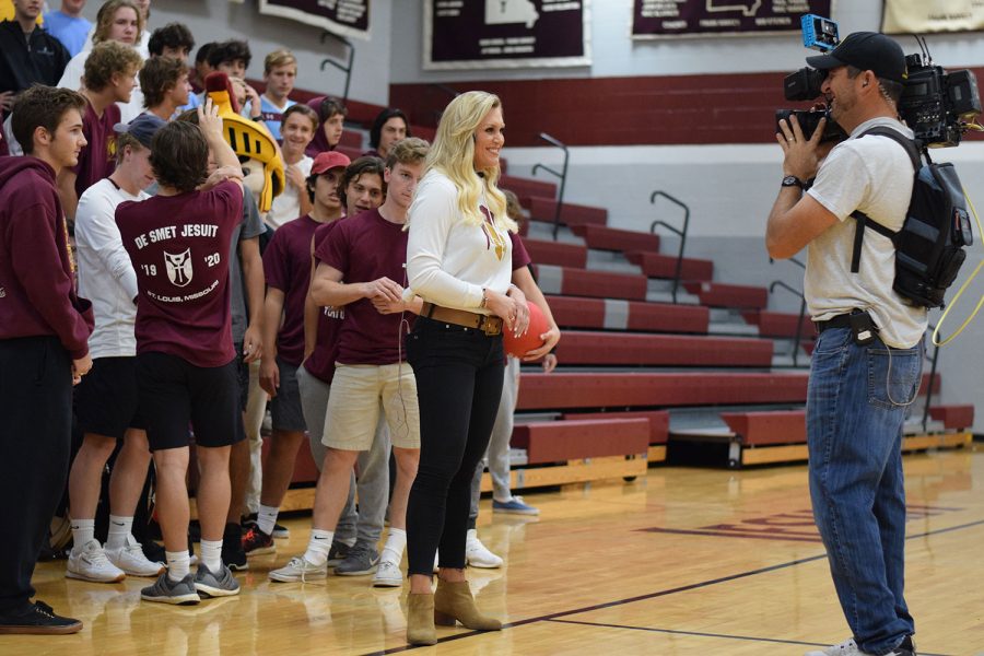 Katherine Hessel reports about the DeSmet crowd on the Fox Pep Zone 