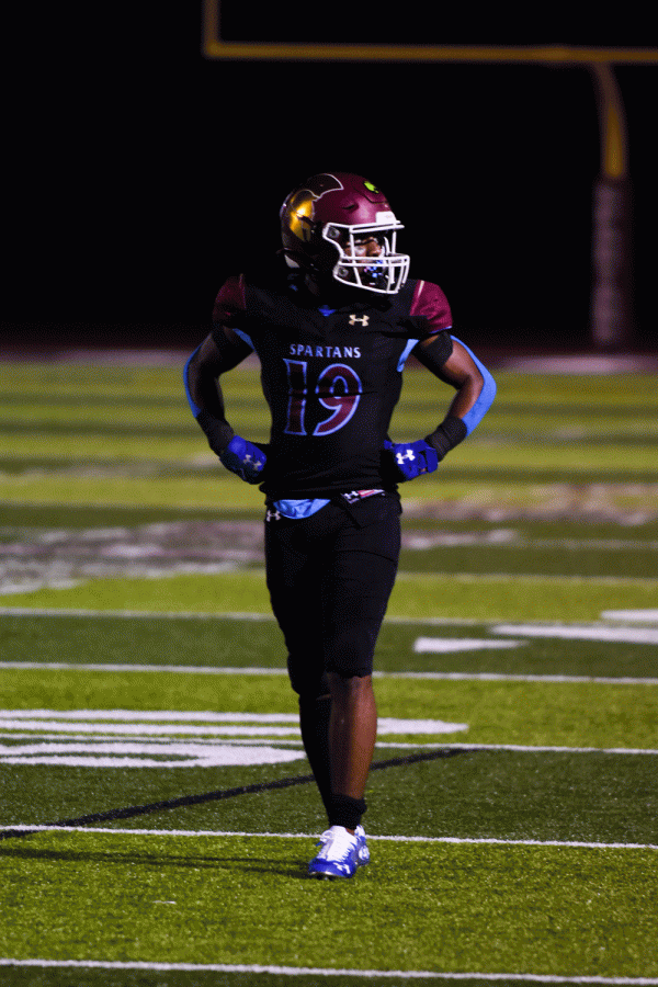 Allen “Prince of the City” Mitchell lines up for a play during the second half. (Devrus)