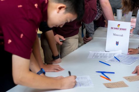 Students sign up for clubs during the Up the Orgs program in the fall of 2019. This is the first time this event will be held since then.