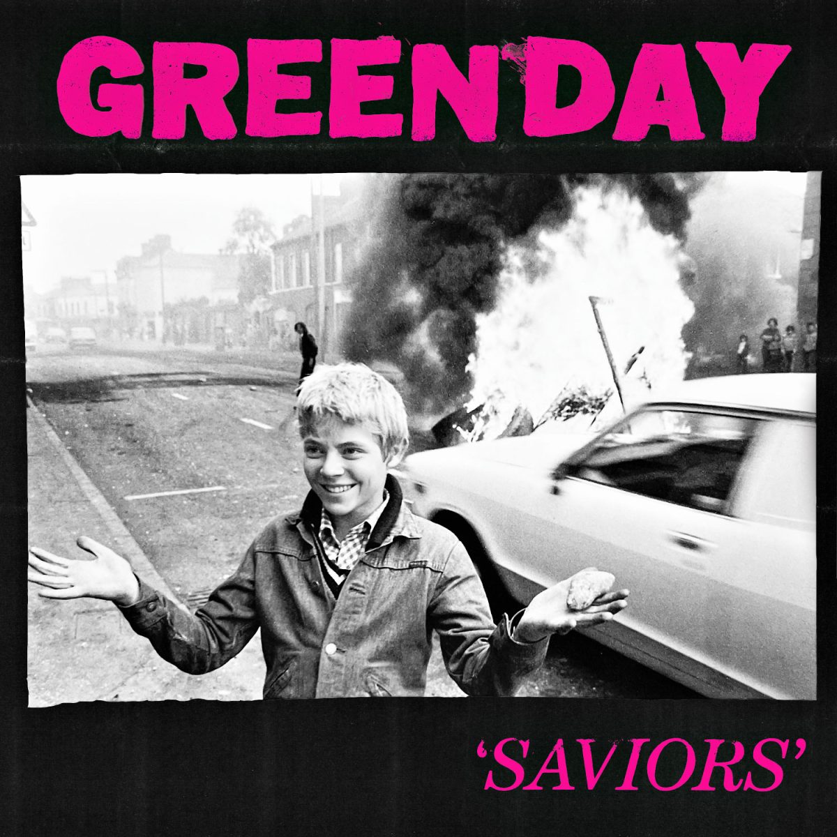 Green Days new album Saviors lacks depth to reach the level of the bands epic history.