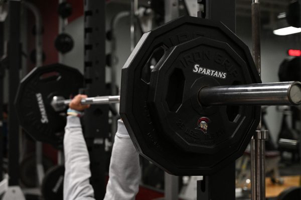 Luke Koenig 24 ego lifts in De Smet Jesuit weight room. 