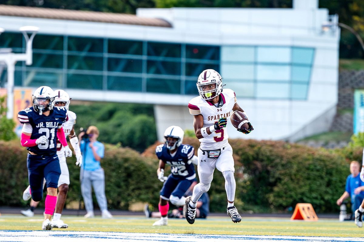 Trevon Collard '25 finds an open lane while returning a punt on September 13th 2024 at SLUH.