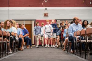 Juniors walked into the gym Monday morning to kick off their Commissioning Prayer Service and begin their Junior Projects.