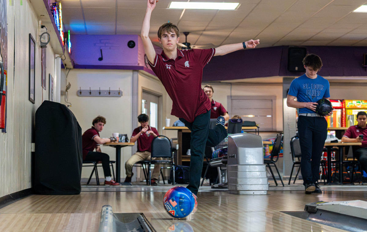 The bowling team wins the League Championship for the first time in the school’s recorded history, led by coach Justing Kennedy ‘21.